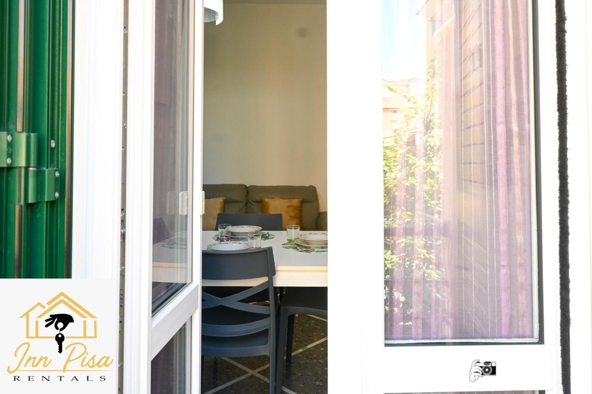 Inn Pisa Rentals 2- Starlight Central Flat Kültér fotó